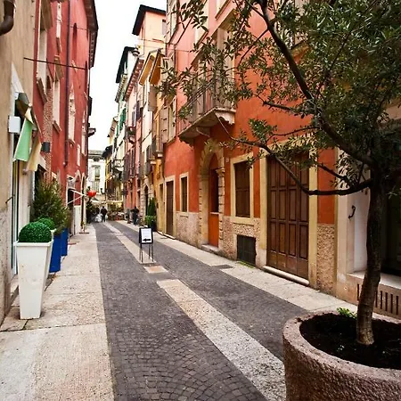 Le Cadreghe Apartments Verona Exterior photo