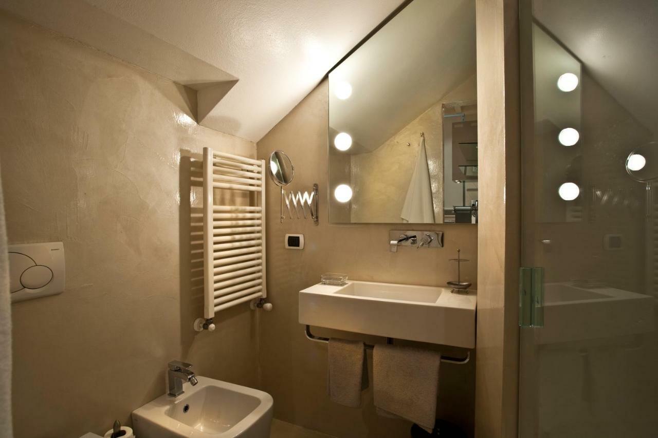 Le Cadreghe Apartment *